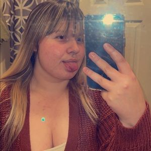 Meet your Posher, Jillian